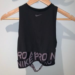 Nike crop workout tank